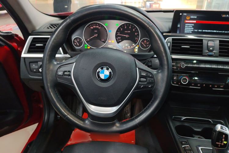 Used BMW 3 Series 2019 320Li Fashion Model Steering Wheel
