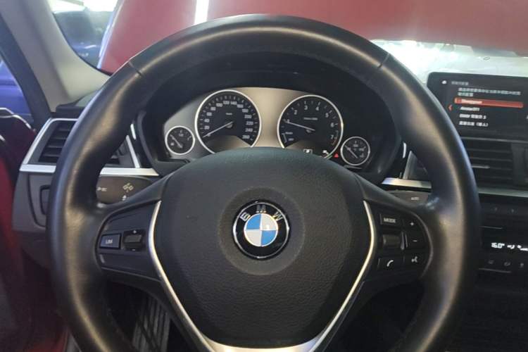 Used BMW 3 Series 2019 320Li Fashion Model Steering Wheel
