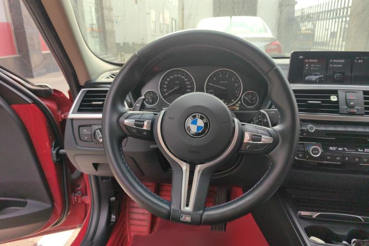 Used BMW 3 Series 2019 320Li Fashion Model Steering Wheel