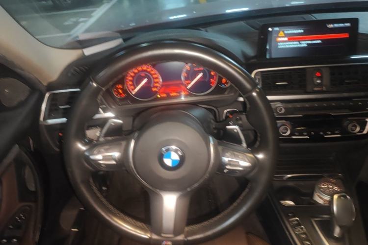 Used BMW 3 Series 2019 320i M Sport Night Edition Steering Wheel