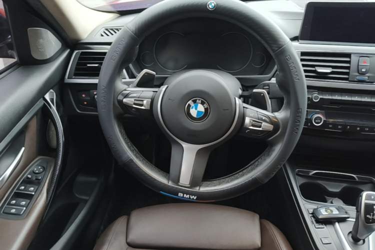 Used BMW 3 Series 2019 320Li M Sport Package Steering Wheel