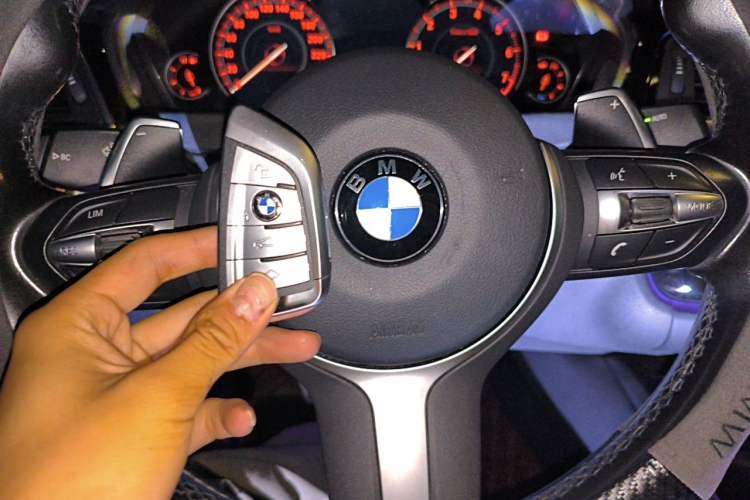 Used BMW 3 Series 2019 320i M Sport Night Edition Vehicle Key