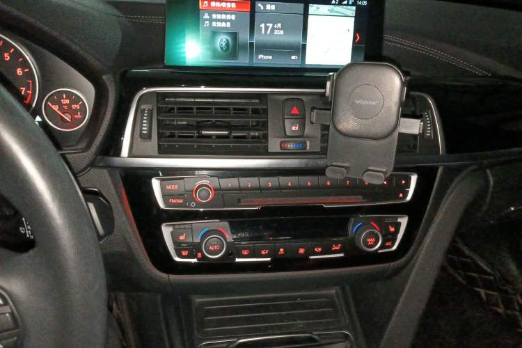 Used BMW 3 Series 2019 320Li Fashion Model Audio And AC Panel