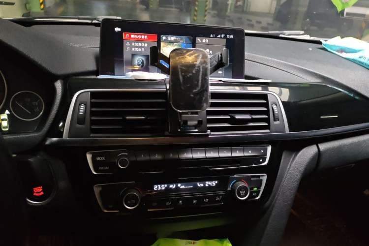 Used BMW 3 Series 2019 320Li Fashion Model Audio And AC Panel