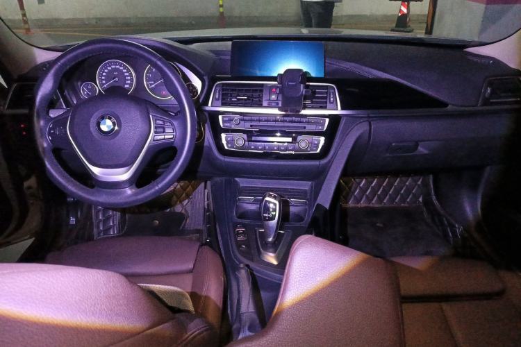 Used BMW 3 Series 2019 320Li Fashion Model Center Console