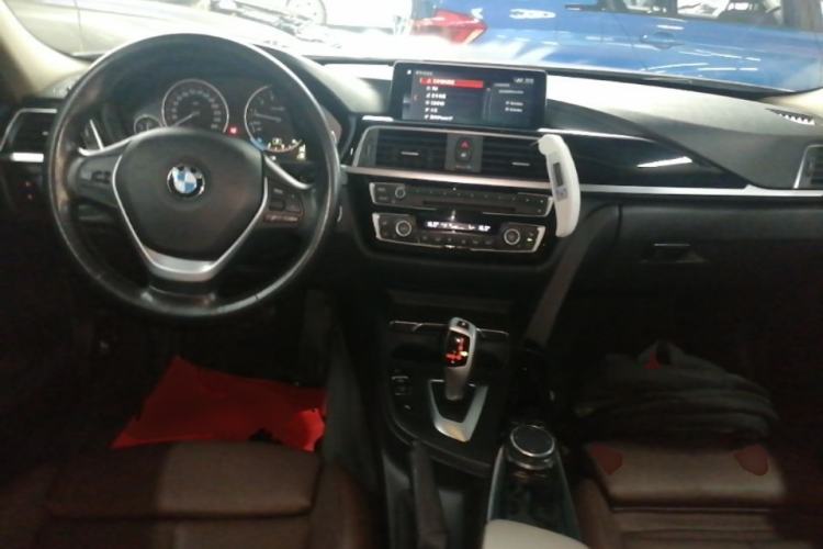 Used BMW 3 Series 2019 320Li xDrive Fashion Model Center Console
