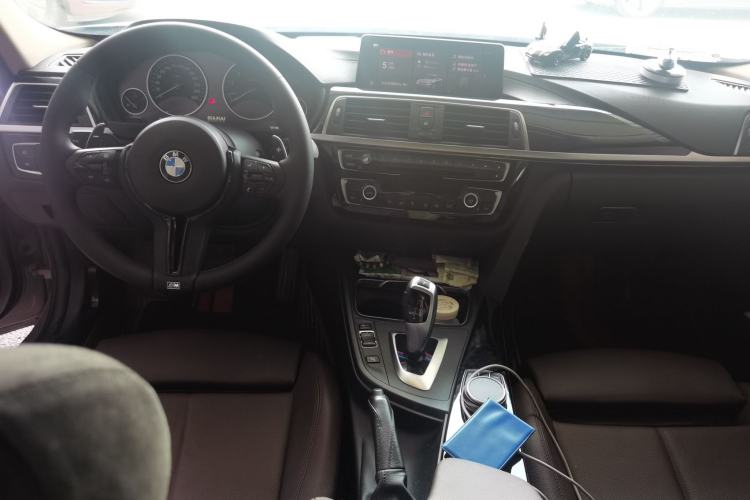 Used BMW 3 Series 2019 320Li Fashion Model Center Console