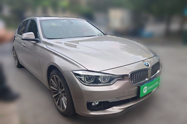Used BMW 3 Series 2019 320Li Fashion Model Front Right 45 Deg