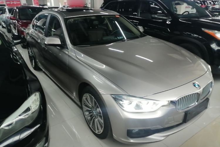 Used BMW 3 Series 2019 320Li xDrive Fashion Model Front Right 45 Deg