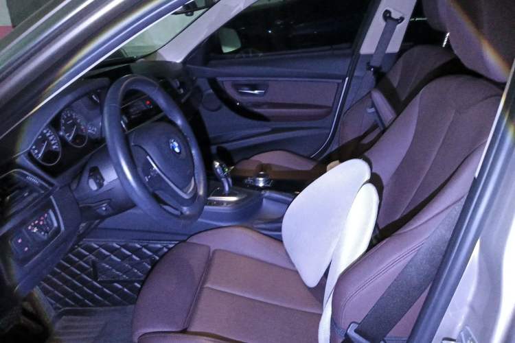 Used BMW 3 Series 2019 320Li Fashion Model Left Front Seat