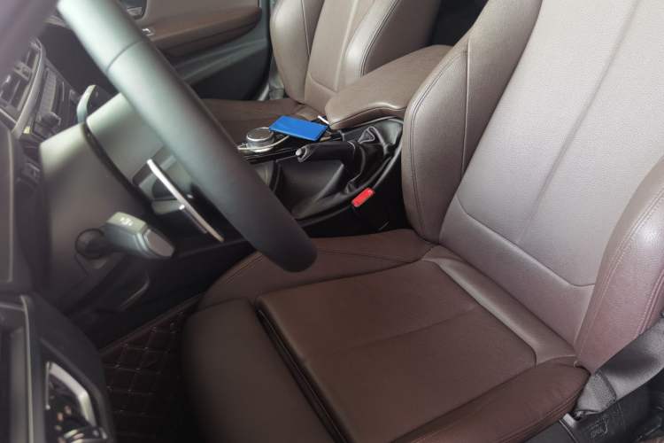 Used BMW 3 Series 2019 320Li Fashion Model Left Front Seat