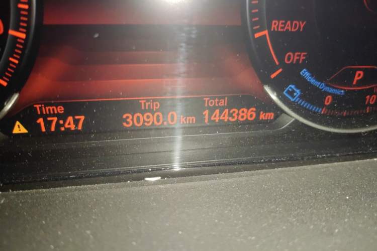 Used BMW 3 Series 2019 320Li M Sport Package Odometer Close Up