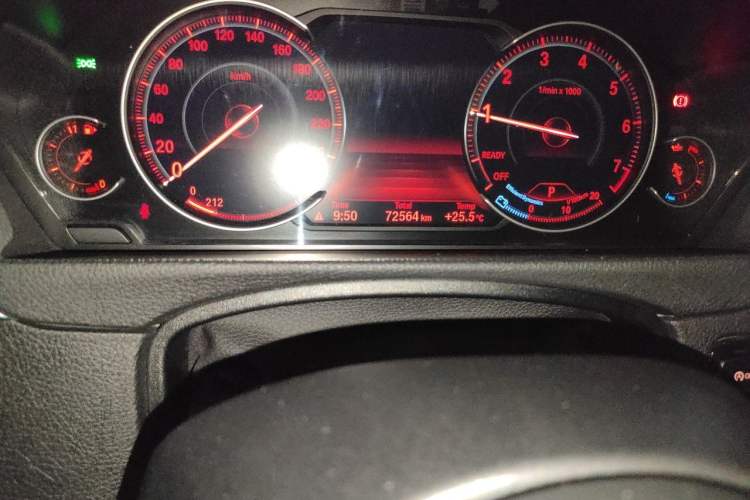 Used BMW 3 Series 2019 320Li M Sport Night Edition Odometer Close Up