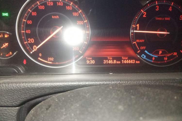 Used BMW 3 Series 2019 320Li M Sport Package Odometer Close Up