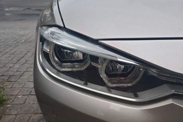 Used BMW 3 Series 2019 320Li Fashion Model Right Front Headlight