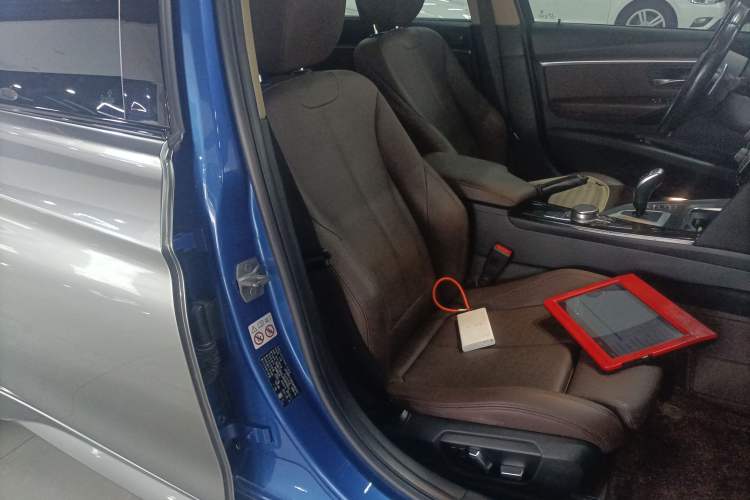 Used BMW 3 Series 2019 320Li M Sport Night Edition Right Front Seat