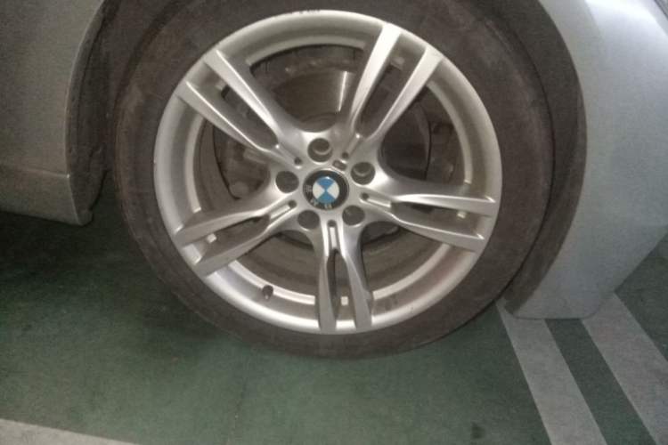 Used BMW 3 Series 2019 320Li M Sport Package Right Front Wheel Hub