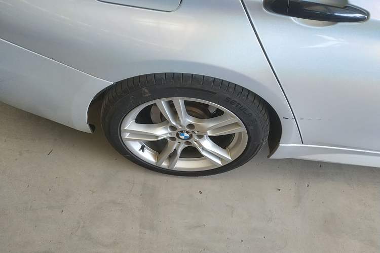 Used BMW 3 Series 2019 320Li M Sport Package Right Rear Wheel Hub