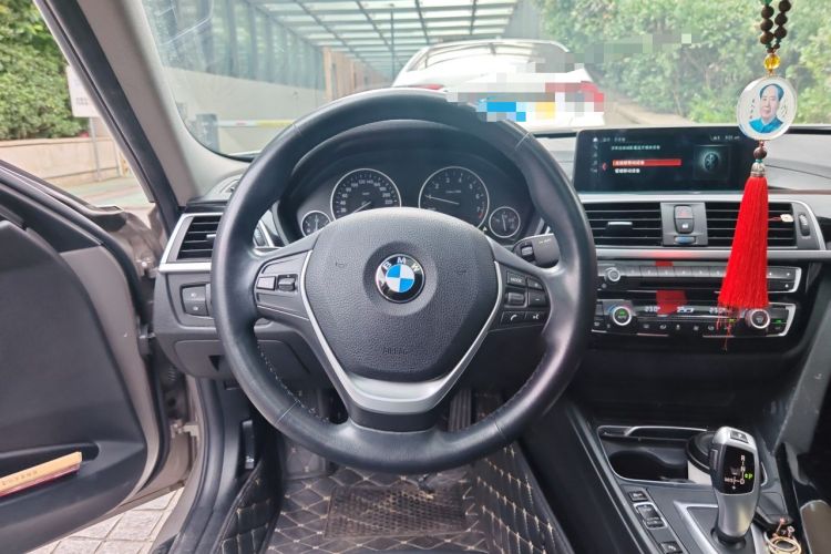 Used BMW 3 Series 2019 320Li Fashion Model Steering Wheel