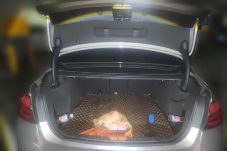 Used BMW 3 Series 2019 320Li Fashion Model Trunk