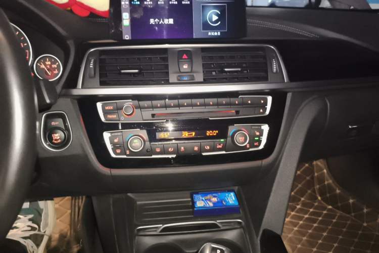 Used BMW 3 Series 2019 320Li xDrive Fashion Model Audio And AC Panel
