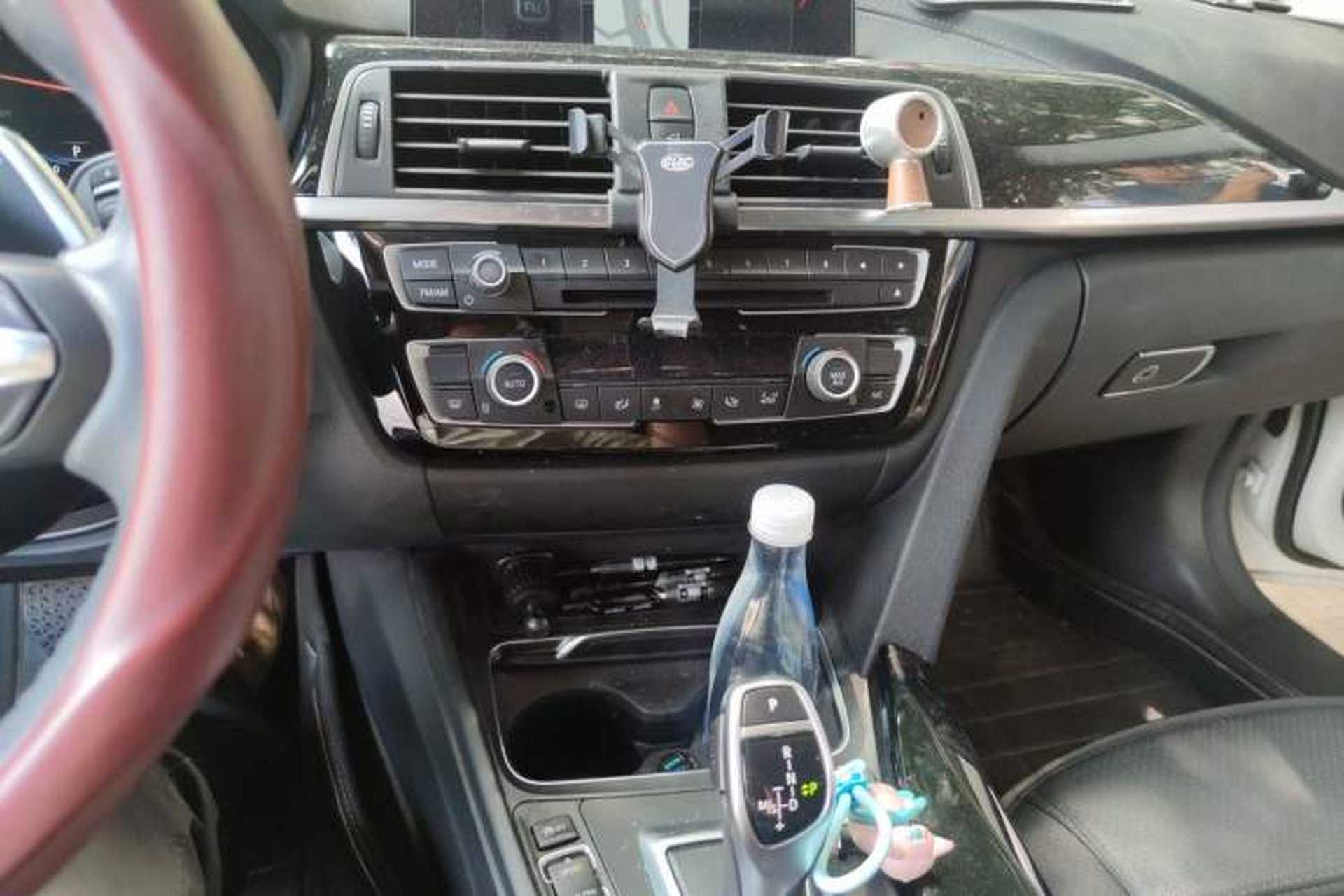 Used BMW 3 Series 2019 320Li M Sport Package Audio And AC Panel