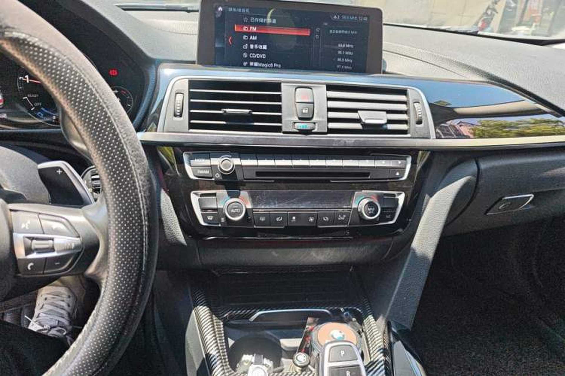 Used BMW 3 Series 2019 320Li M Sport Package Audio And AC Panel