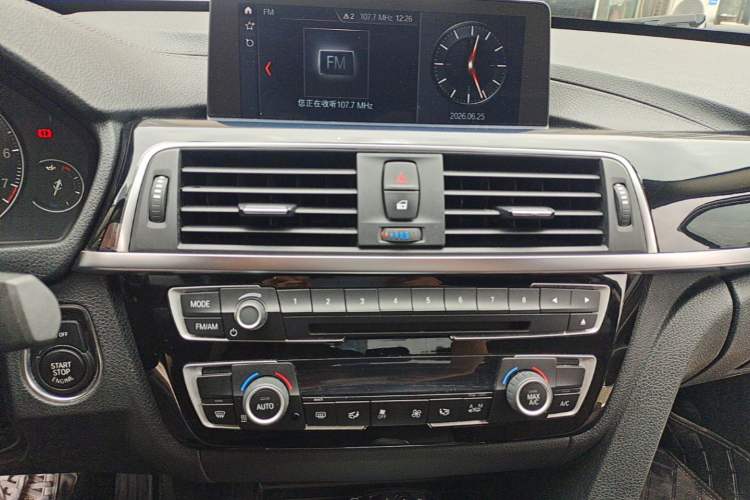 Used BMW 3 Series 2019 320Li Fashion Model Audio And AC Panel