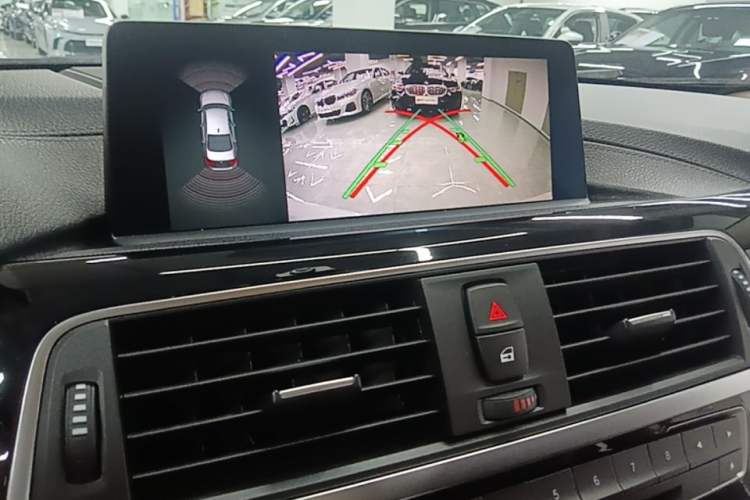 Used BMW 3 Series 2019 320Li Fashion Model Audio And AC Panel