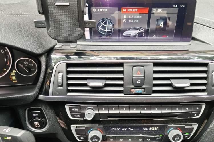Used BMW 3 Series 2019 320Li Fashion Model Audio And AC Panel