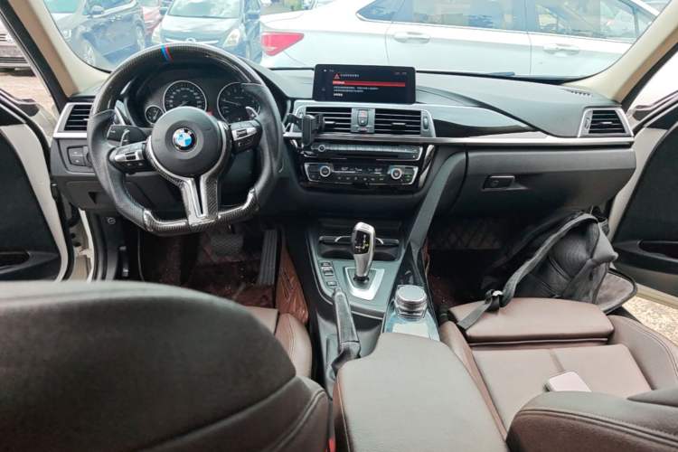Used BMW 3 Series 2019 320Li Fashion Model Audio And AC Panel