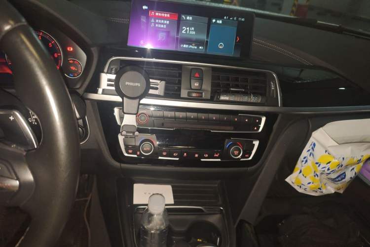 Used BMW 3 Series 2019 320Li M Sport Package Audio And AC Panel