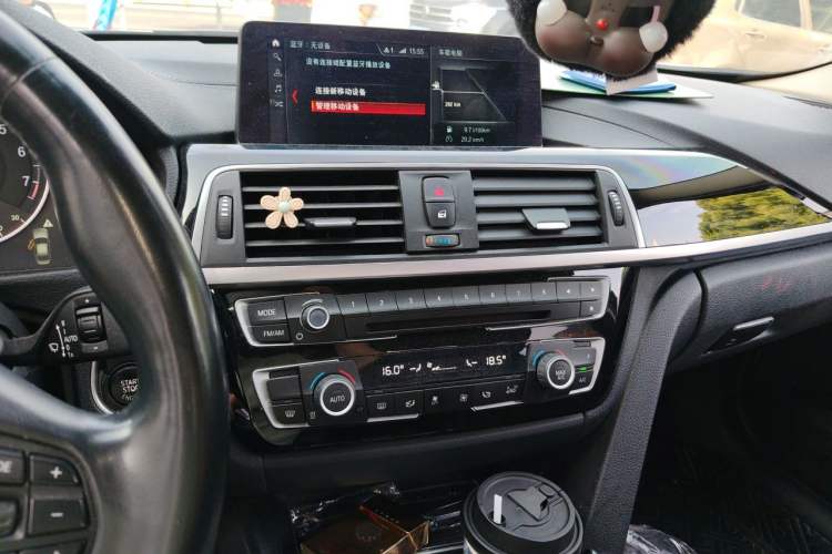 Used BMW 3 Series 2019 320Li Fashion Model Audio And AC Panel