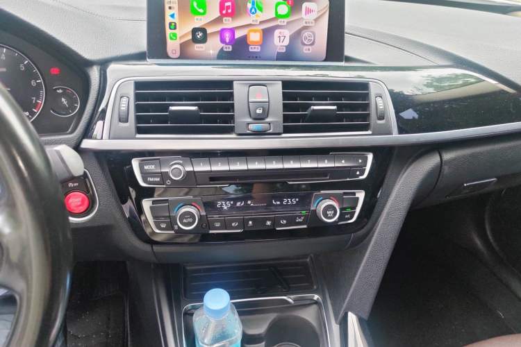 Used BMW 3 Series 2019 320Li M Sport Package Audio And AC Panel