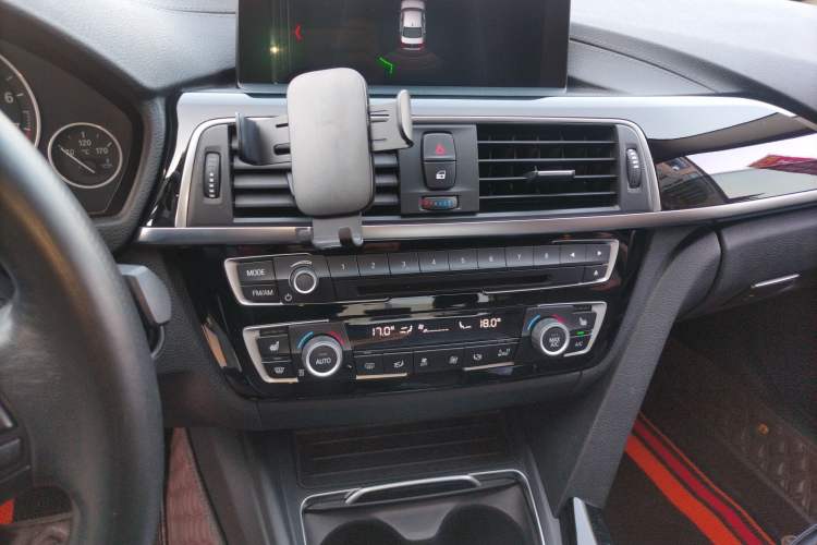 Used BMW 3 Series 2019 320Li Fashion Model Audio And AC Panel