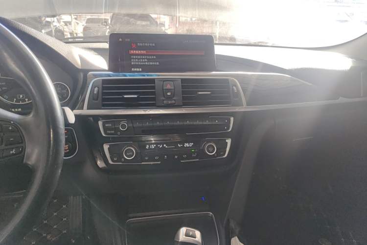Used BMW 3 Series 2019 320Li Fashion Model Audio And AC Panel