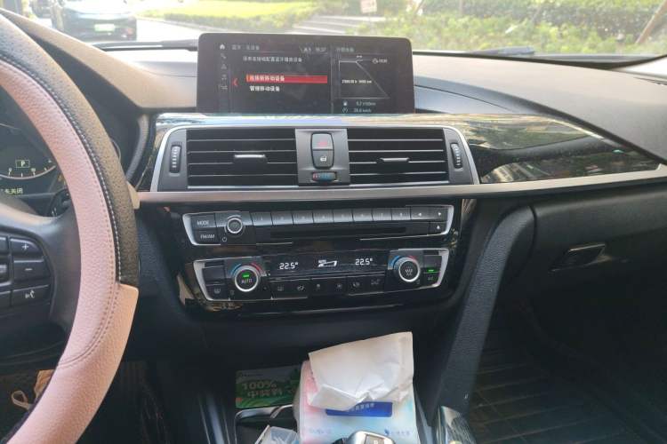Used BMW 3 Series 2019 320Li Fashion Model Audio And AC Panel
