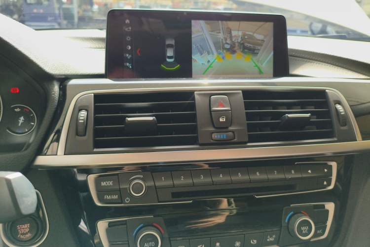 Used BMW 3 Series 2019 320Li M Sport Package Audio And AC Panel