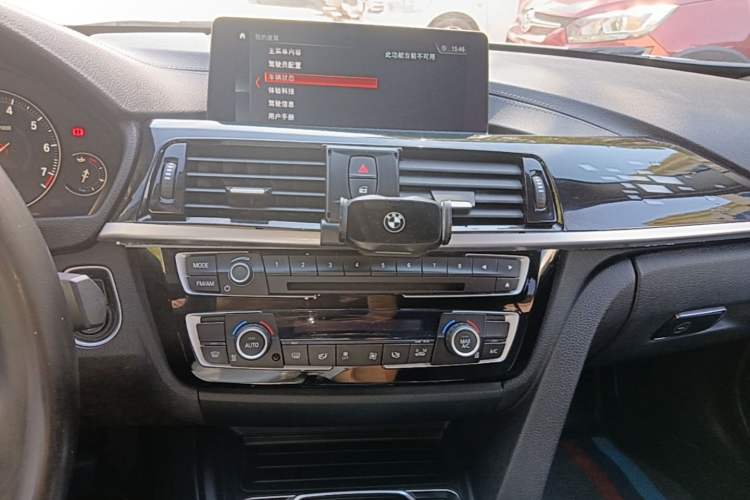 Used BMW 3 Series 2019 320Li M Sport Night Edition Audio And AC Panel