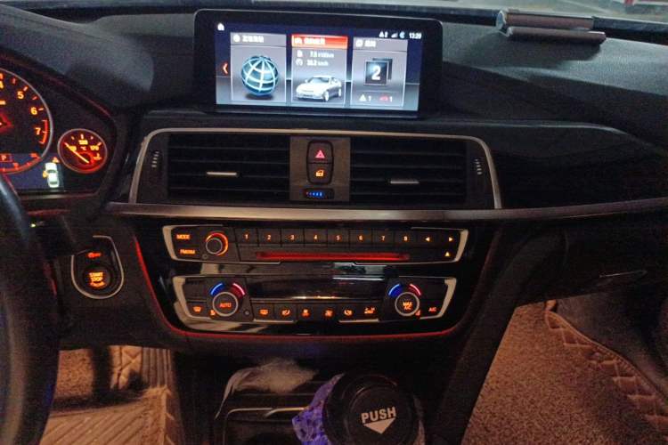 Used BMW 3 Series 2019 320Li Fashion Model Audio And AC Panel