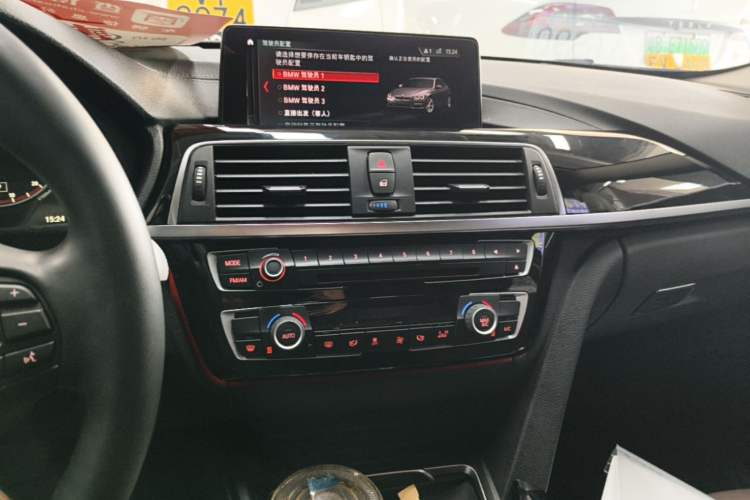 Used BMW 3 Series 2019 320Li Fashion Model Audio And AC Panel