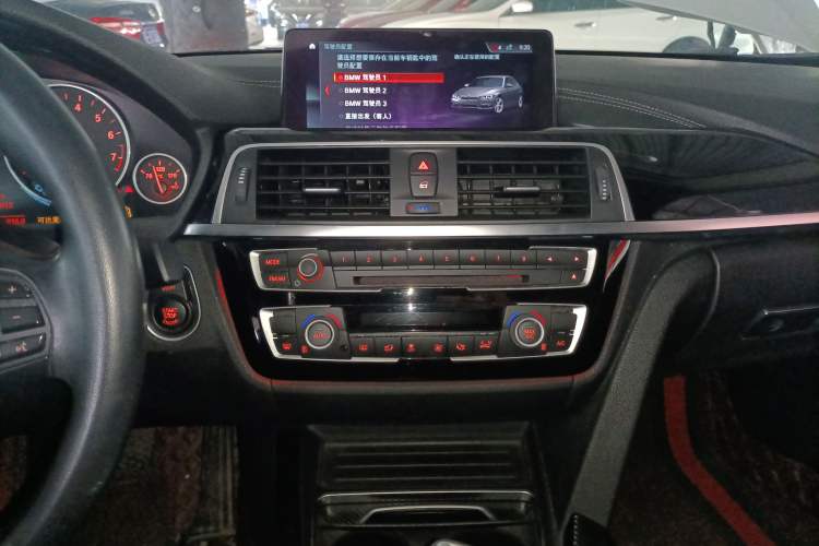 Used BMW 3 Series 2019 320Li Fashion Model Audio And AC Panel