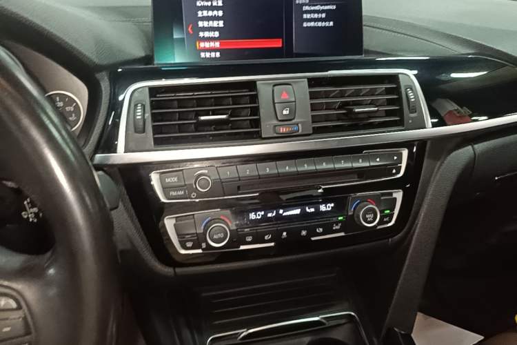 Used BMW 3 Series 2019 320Li Fashion Model Audio And AC Panel