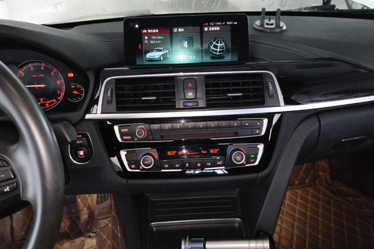 Used BMW 3 Series 2019 320Li Fashion Model Audio And AC Panel