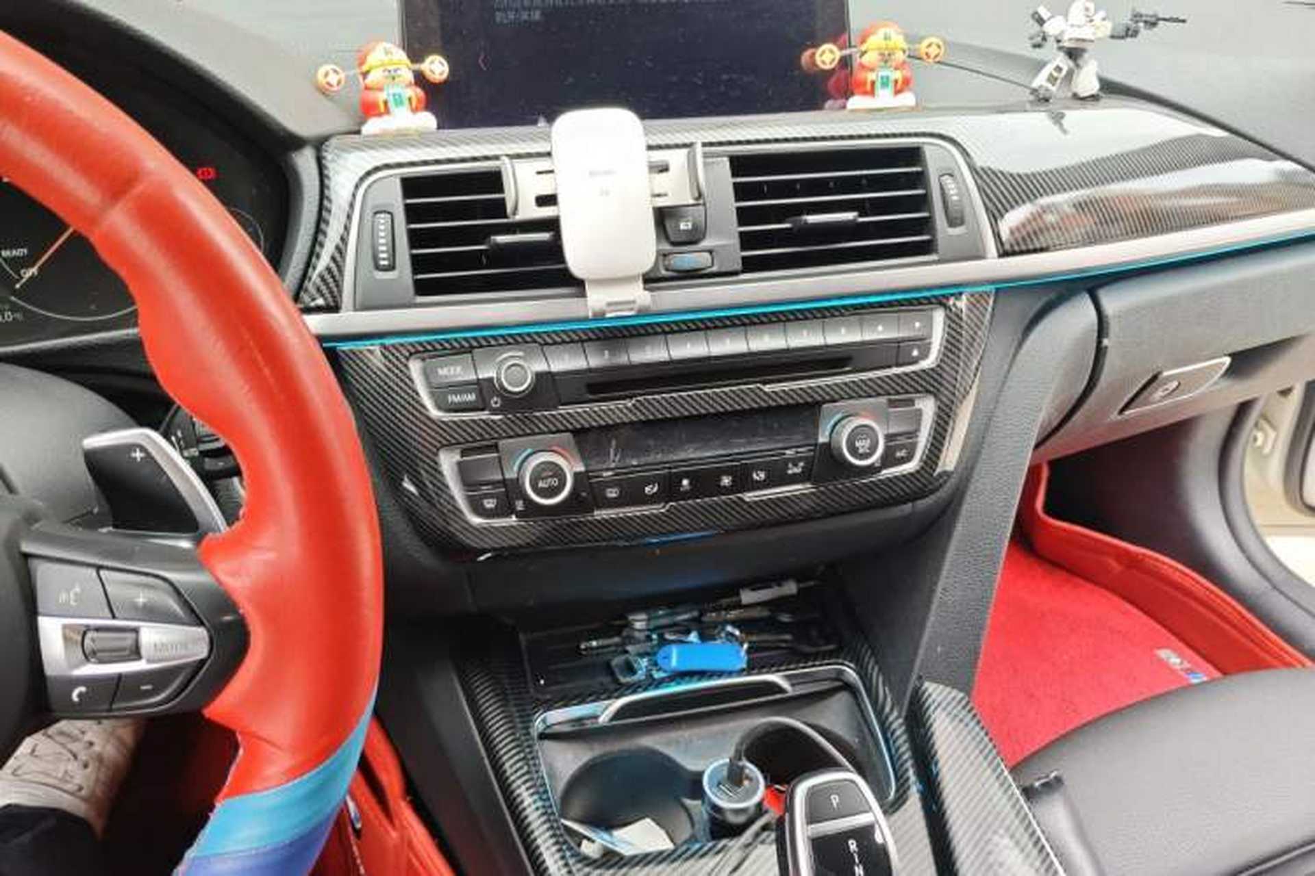 Used BMW 3 Series 2019 320Li M Sport Package Audio And AC Panel