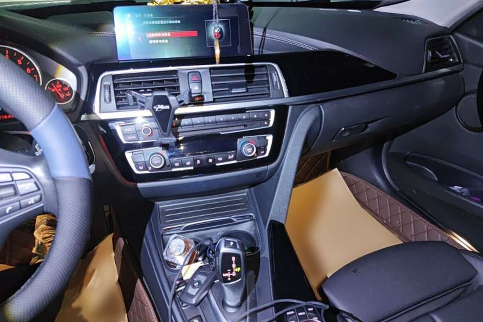 Used BMW 3 Series 2019 320Li Fashion Model Audio And AC Panel