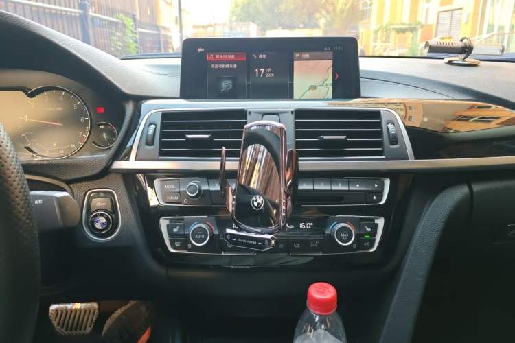 Used BMW 3 Series 2019 320Li Fashion Model Audio And AC Panel