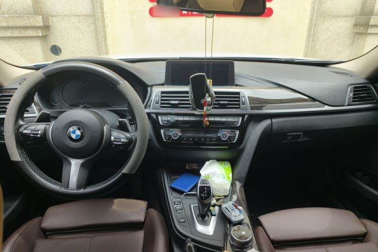Used BMW 3 Series 2019 320Li M Sport Night Edition Center Console