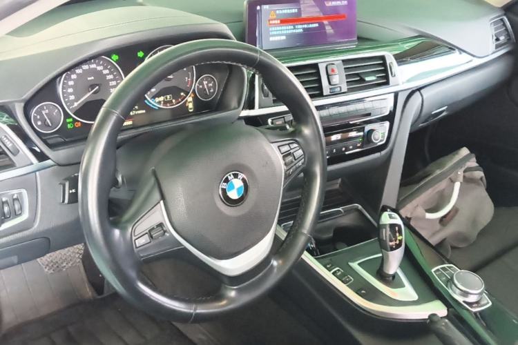 Used BMW 3 Series 2019 320Li Fashion Model Center Console