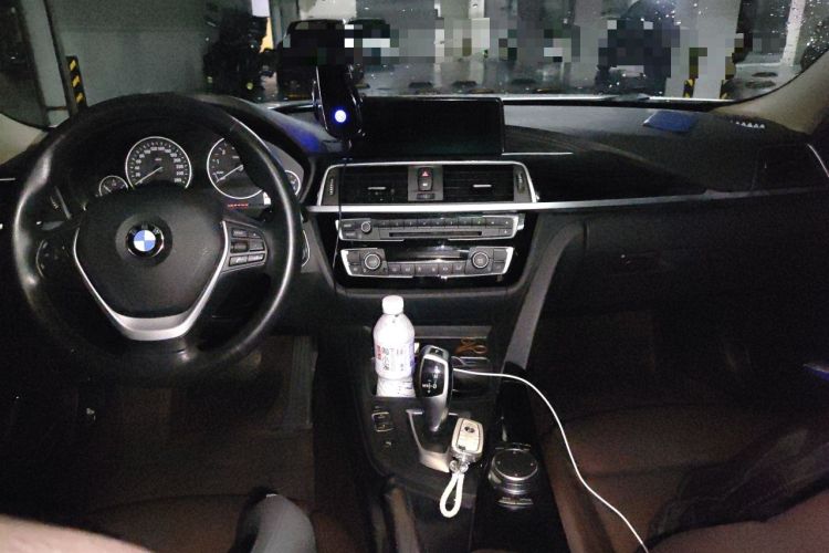 Used BMW 3 Series 2019 320Li Fashion Model Center Console
